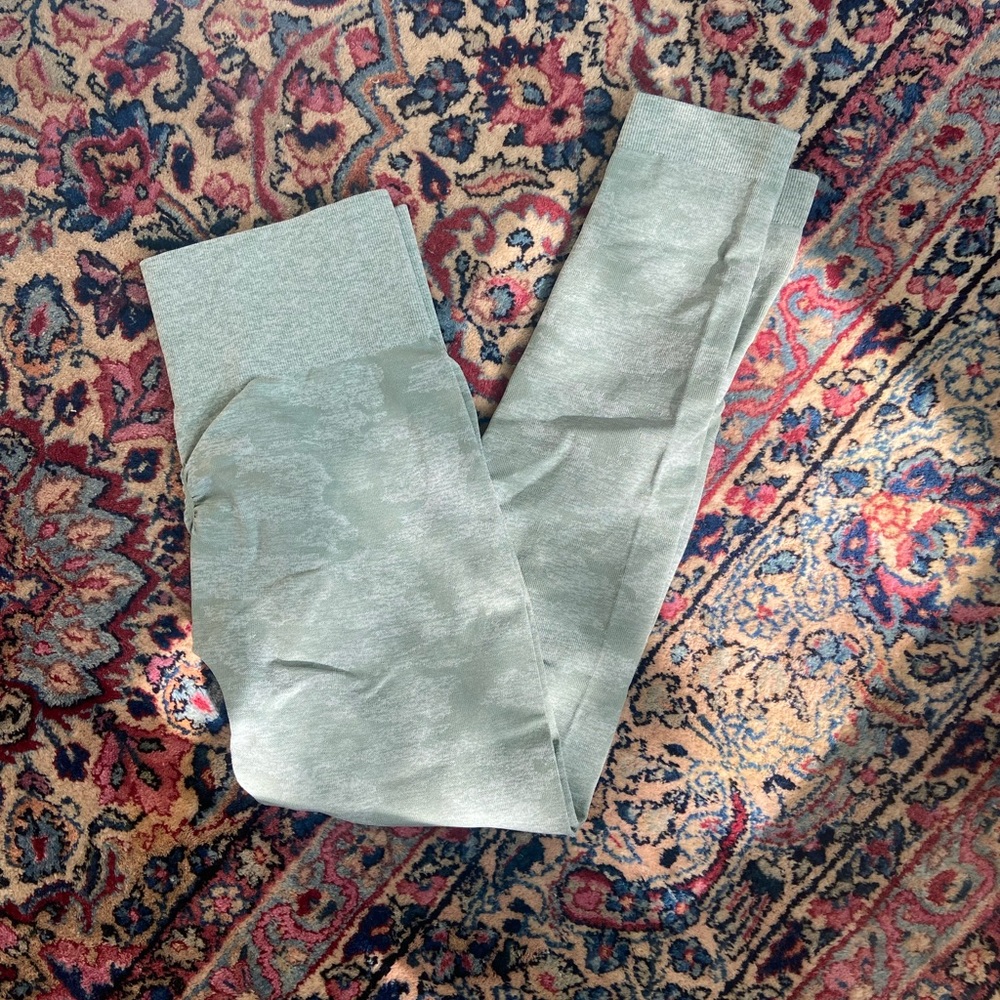 Gymshark Adapt Camo Seamless